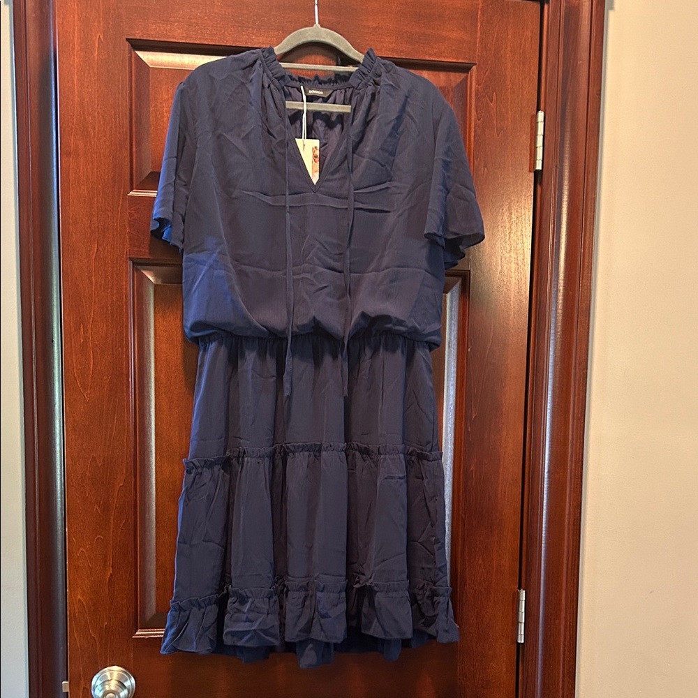 NWT Dokotoo Navy Tiered Dress Boho Short Sleeve Ruffle Size L